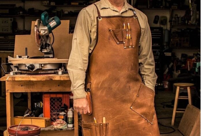 Why Should You Choose to Wear a Leather Work Apron?