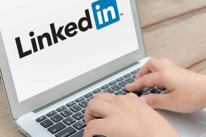 LinkedIn Feed Plugins for WordPress